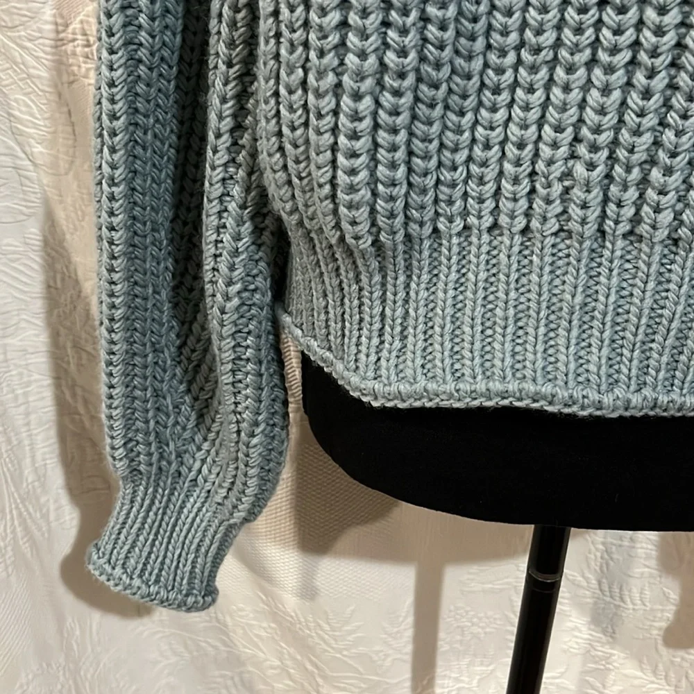 H&M mock neck sweater, size medium‎ - Picture 11 of 14